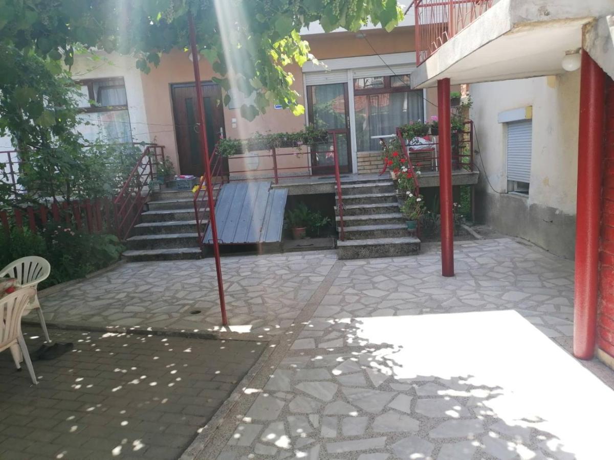 Hostel Valentin Охрид Екстер'єр фото